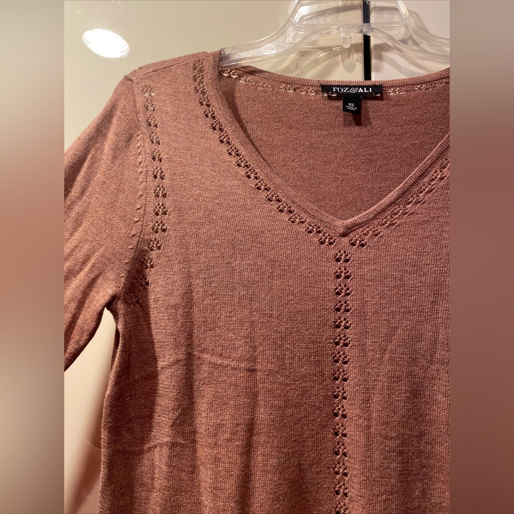 Roz & Ali - Detailed Sweater Light Mauve/Pink Size XS